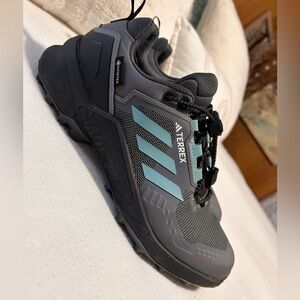 Adidas Terrex Swift R3 (Goretex) Womans 10
